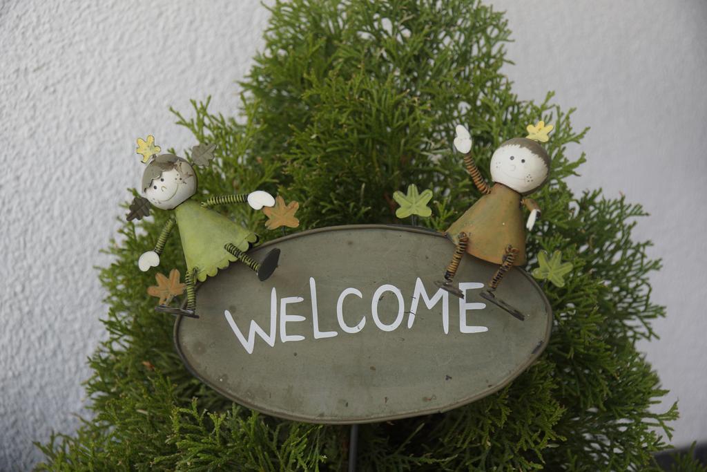 Quality Hosts Arlberg - Hotel Goldenes Kreuz B&B サンクト・アントン・アム・アールベルク エクステリア 写真