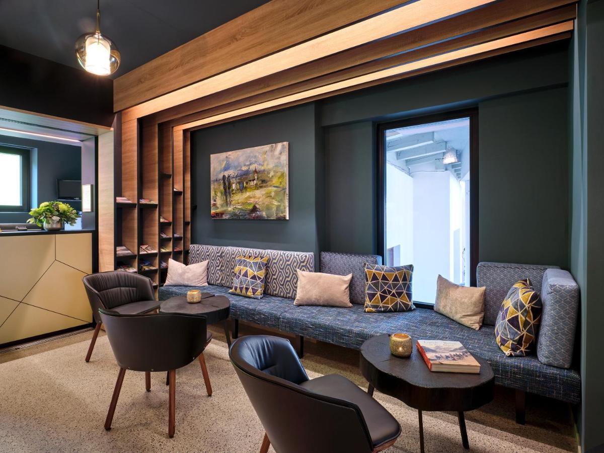 Quality Hosts Arlberg - Hotel Goldenes Kreuz B&B サンクト・アントン・アム・アールベルク エクステリア 写真