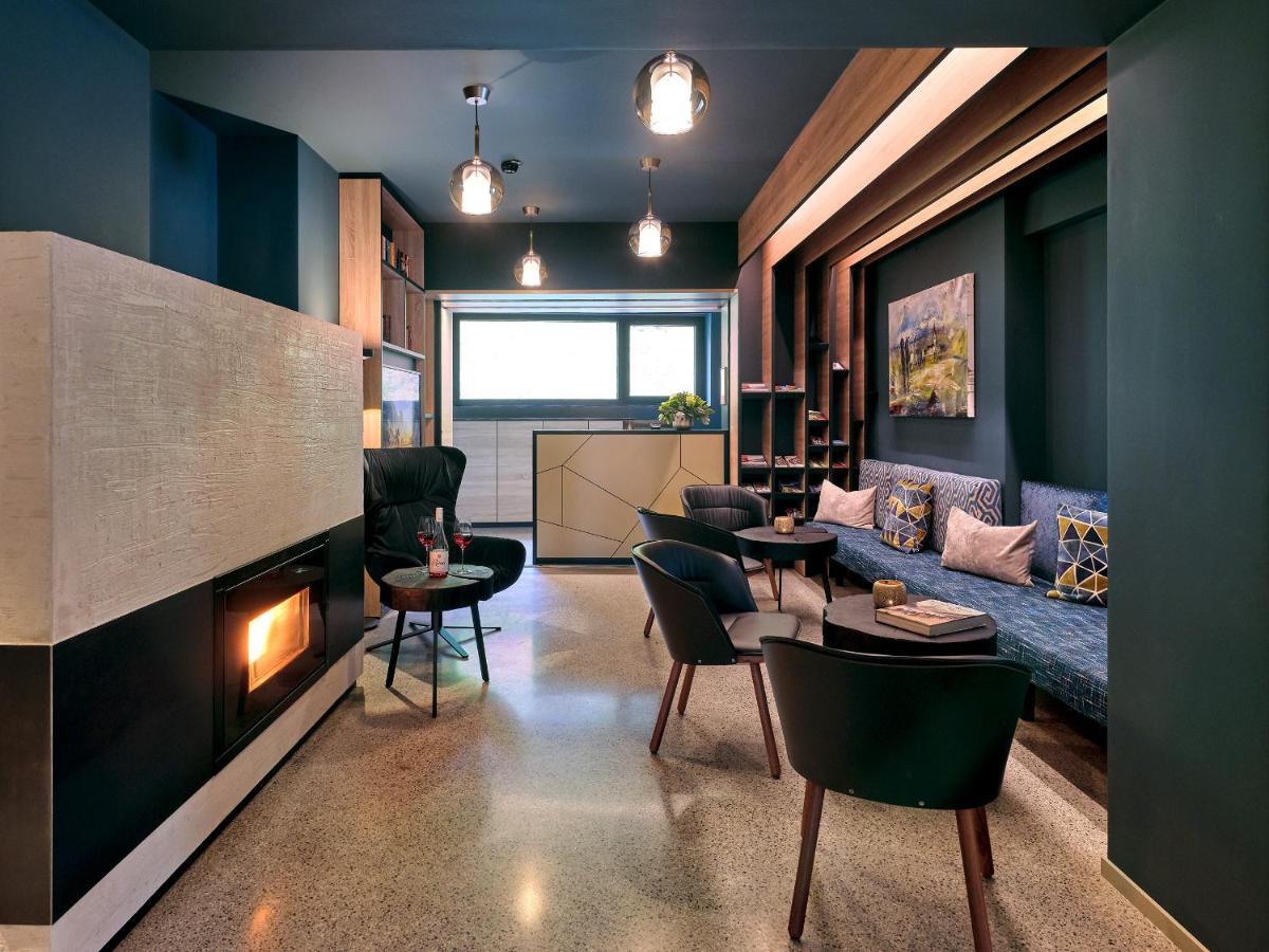 Quality Hosts Arlberg - Hotel Goldenes Kreuz B&B サンクト・アントン・アム・アールベルク エクステリア 写真